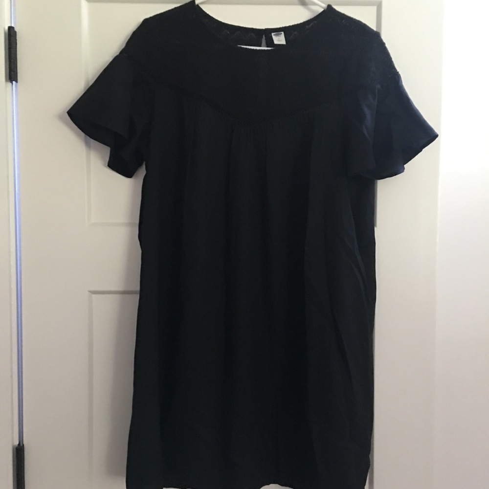 Old Navy dress in LIKE NEW condition